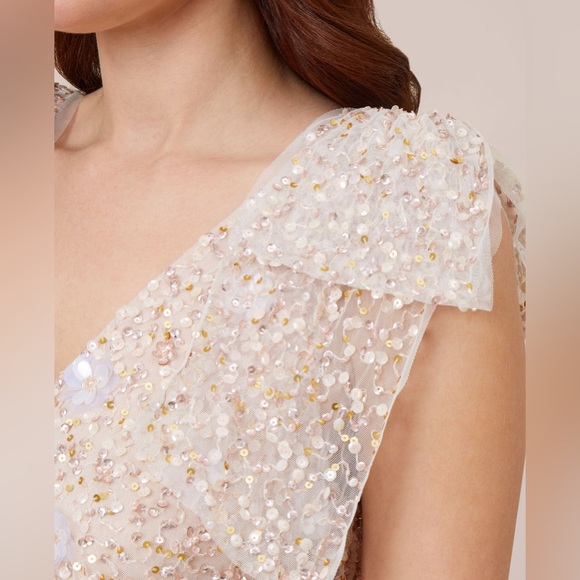 HAND BEADED BLOUSON SHORT SHEATH COCKTAIL DRESS WITH BOW SLEEVES - Picture 6 of 8